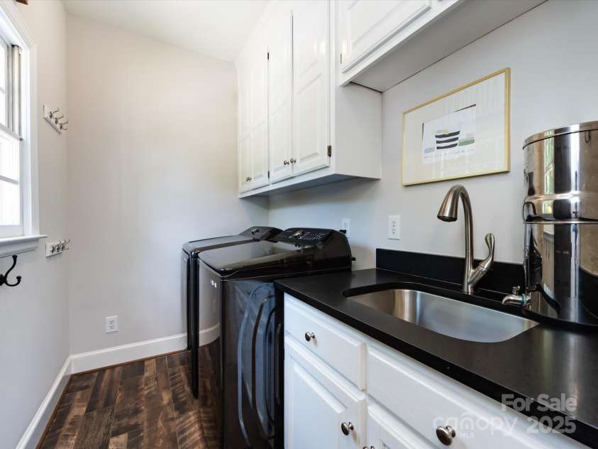 5822 Alexa Road, Charlotte, NC 28277.  MLS# CAR4254956, YatesRealty ID 11442. 