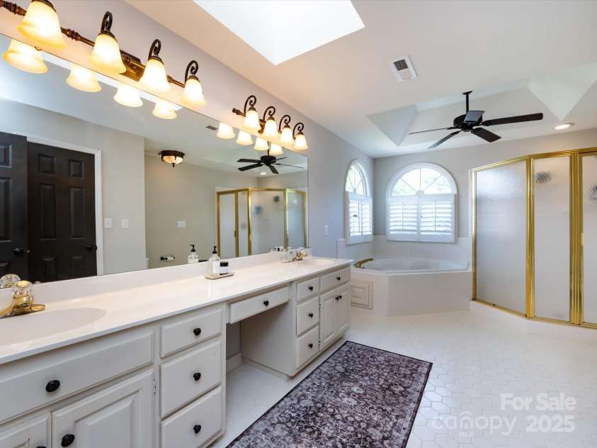 5822 Alexa Road, Charlotte, NC 28277.  MLS# CAR4254956, YatesRealty ID 11442. 