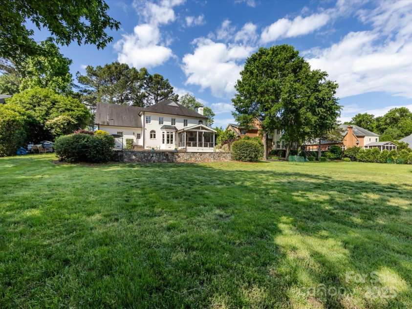 5822 Alexa Road, Charlotte, NC 28277.  MLS# CAR4254956, YatesRealty ID 11442. 