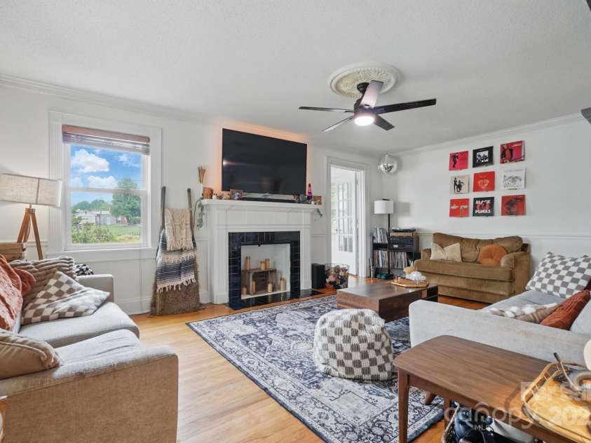 901 Central Drive, Kannapolis, NC 28083.  MLS# CAR4247844, YatesRealty ID 11443. 