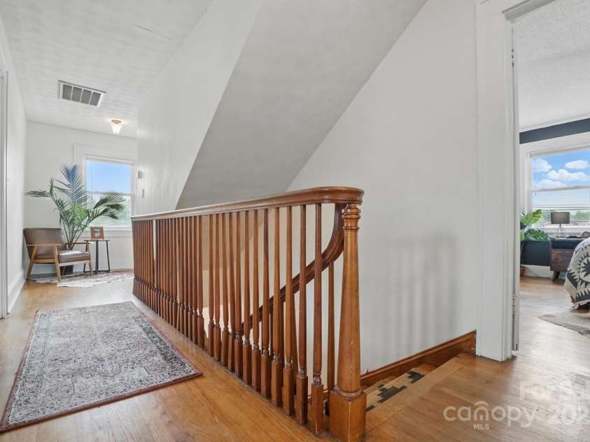 901 Central Drive, Kannapolis, NC 28083.  MLS# CAR4247844, YatesRealty ID 11443. 