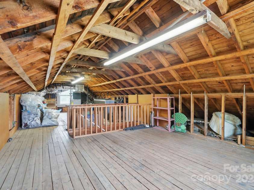 901 Central Drive, Kannapolis, NC 28083.  MLS# CAR4247844, YatesRealty ID 11443. Attic storage