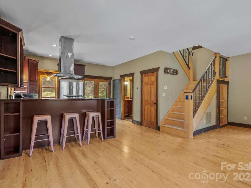 59 Skyway Drive, Marshall, NC 28753.  MLS# CAR4248703, YatesRealty ID 11444. 