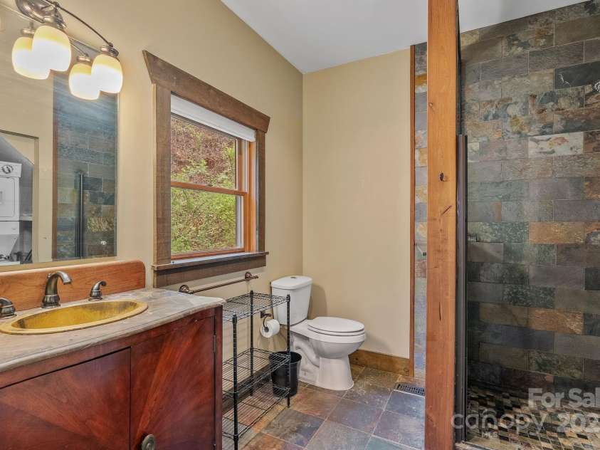 59 Skyway Drive, Marshall, NC 28753.  MLS# CAR4248703, YatesRealty ID 11444. 