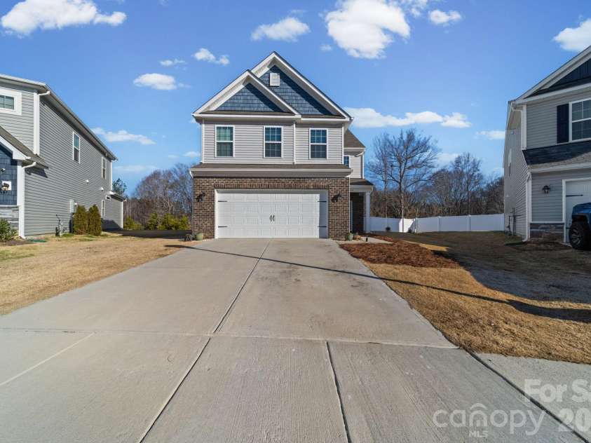 5843 Soft Shell Drive, Lancaster, SC 29720.  MLS# CAR4351610, YatesRealty ID 11446. 