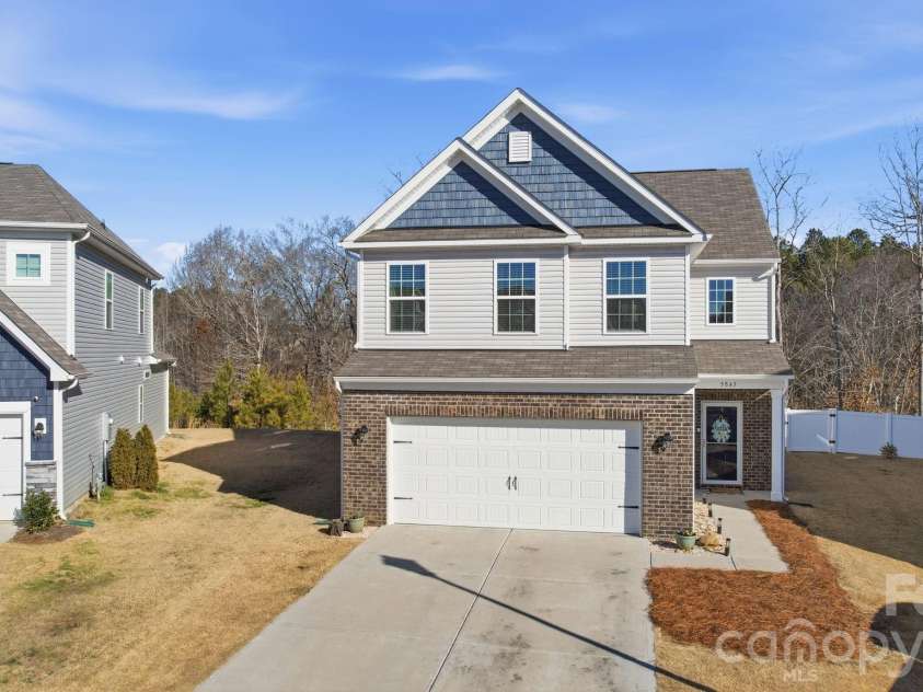 5843 Soft Shell Drive, Lancaster, SC 29720.  MLS# CAR4351610, YatesRealty ID 11446. 