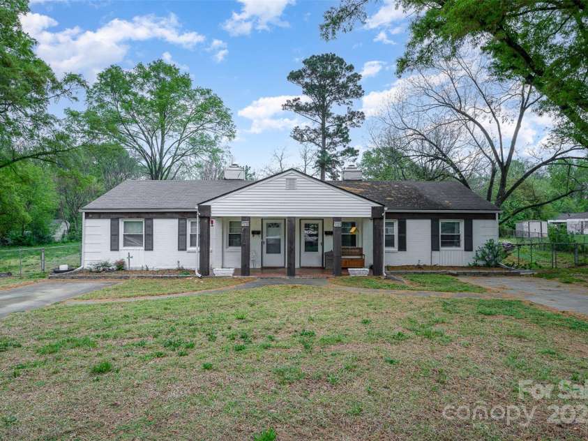 1330 Amelia Avenue, Rock Hill, SC 29732.  MLS# CAR4251638, YatesRealty ID 11447. 