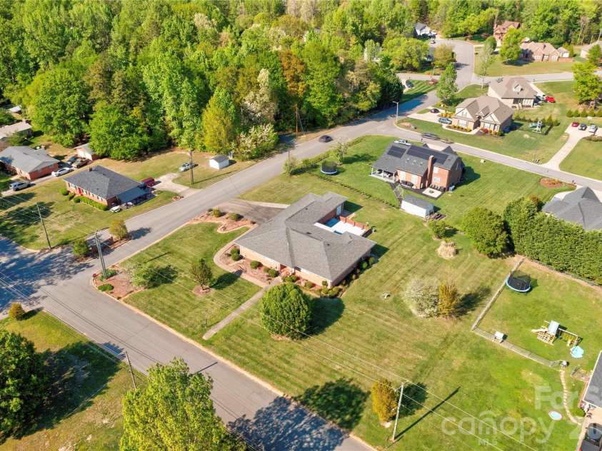 316 Maner Road, Kings Mountain, NC 28086.  MLS# CAR4367781, YatesRealty ID 11448. 