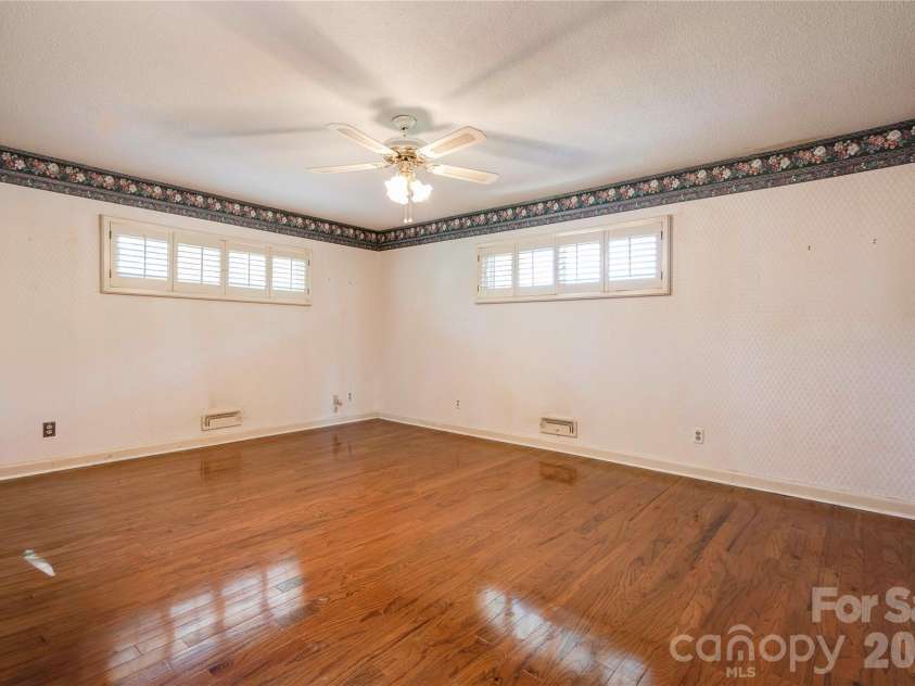 316 Maner Road, Kings Mountain, NC 28086.  MLS# CAR4367781, YatesRealty ID 11448. 