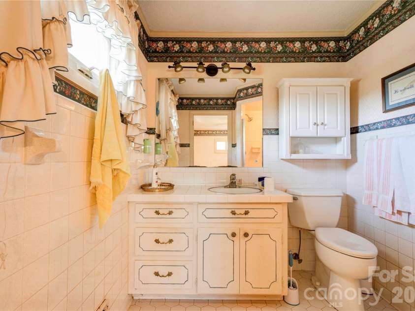 316 Maner Road, Kings Mountain, NC 28086.  MLS# CAR4367781, YatesRealty ID 11448. 