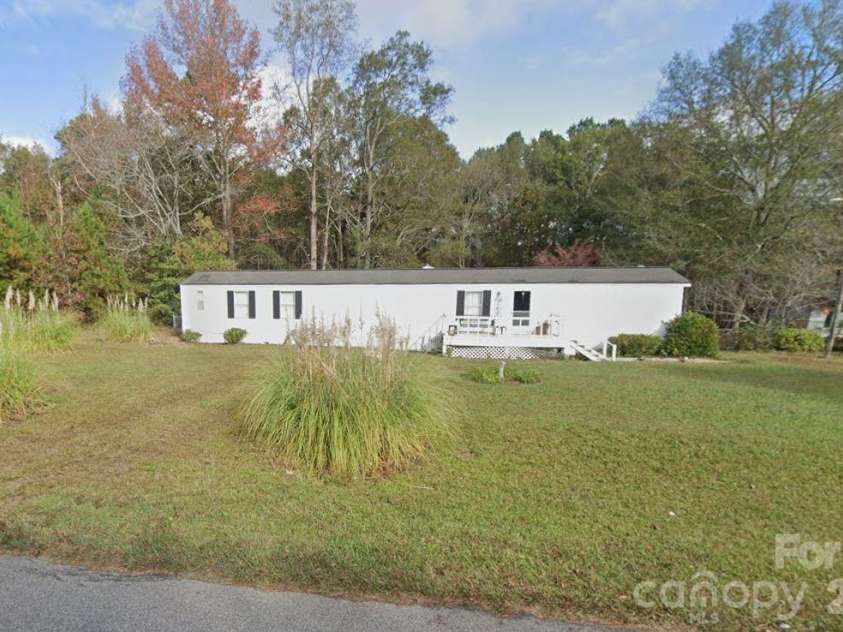 2157 Ross Cauthen Road, Lancaster, SC 29720.  MLS# CAR4331989, YatesRealty ID 1145. 
