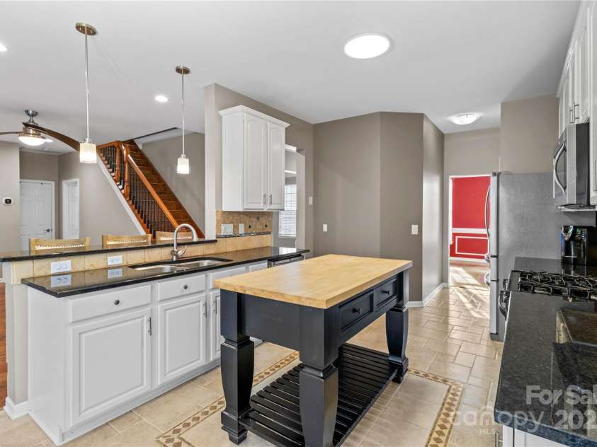 286 Glencoe Lane, Mooresville, NC 28117.  MLS# CAR4107169, YatesRealty ID 1145. 