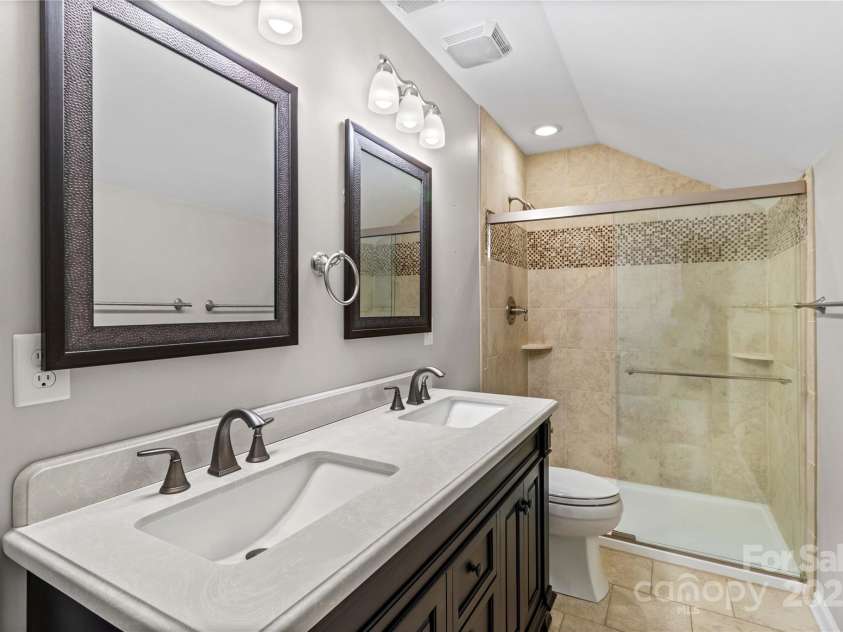 286 Glencoe Lane, Mooresville, NC 28117.  MLS# CAR4107169, YatesRealty ID 1145. 