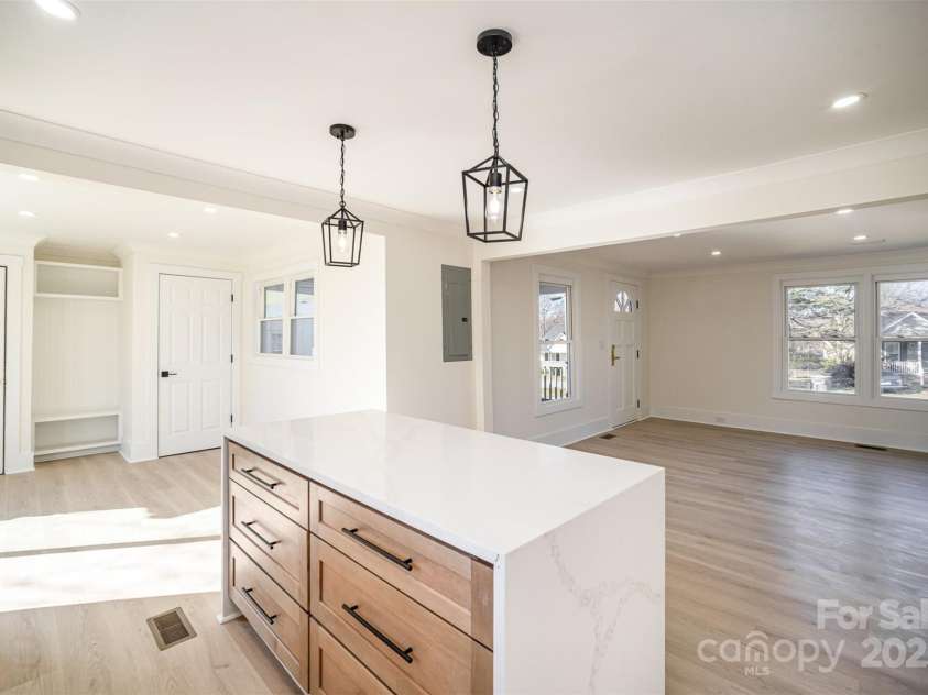 922 Grace Avenue, Kannapolis, NC 28083.  MLS# CAR4225589, YatesRealty ID 11451. 