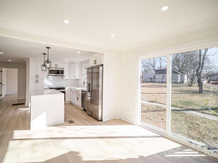 922 Grace Avenue, Kannapolis, NC 28083.  MLS# CAR4225589, YatesRealty ID 11451. 