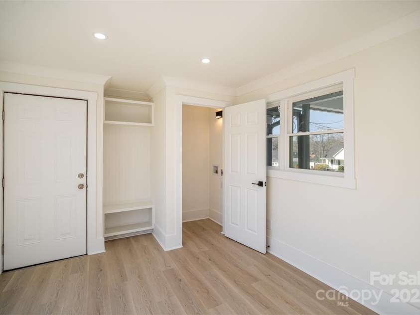 922 Grace Avenue, Kannapolis, NC 28083.  MLS# CAR4225589, YatesRealty ID 11451. 