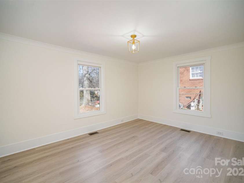 922 Grace Avenue, Kannapolis, NC 28083.  MLS# CAR4225589, YatesRealty ID 11451. 