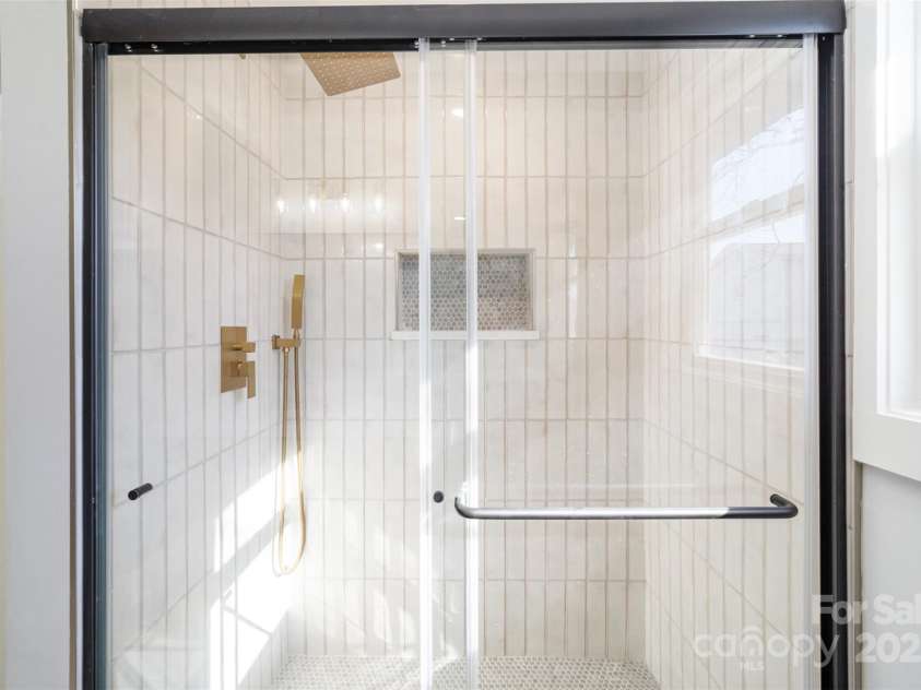 922 Grace Avenue, Kannapolis, NC 28083.  MLS# CAR4225589, YatesRealty ID 11451. 