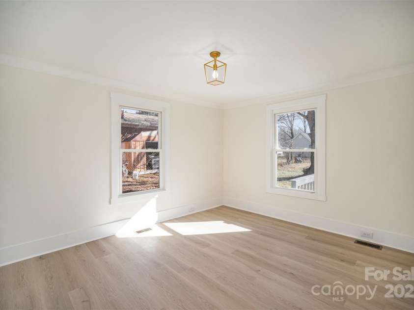 922 Grace Avenue, Kannapolis, NC 28083.  MLS# CAR4225589, YatesRealty ID 11451. 