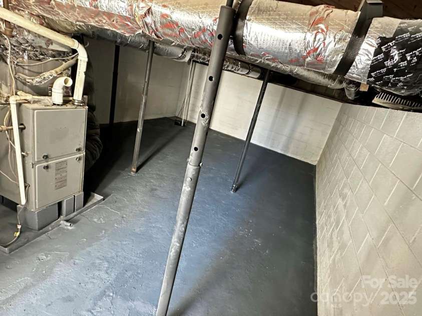 922 Grace Avenue, Kannapolis, NC 28083.  MLS# CAR4225589, YatesRealty ID 11451. 