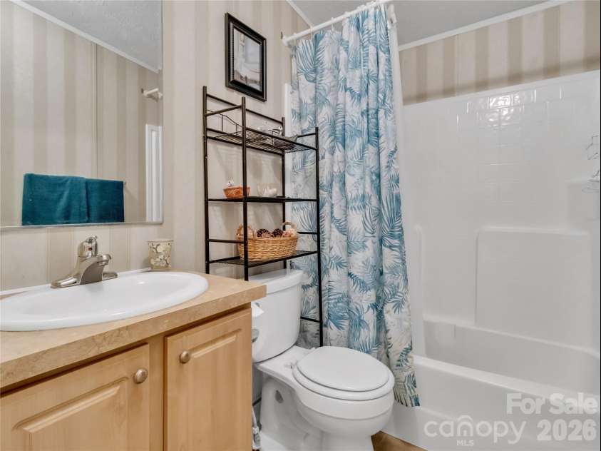 233 Fourth Street, Waynesville, NC 28786.  MLS# CAR4366835, YatesRealty ID 11452. 