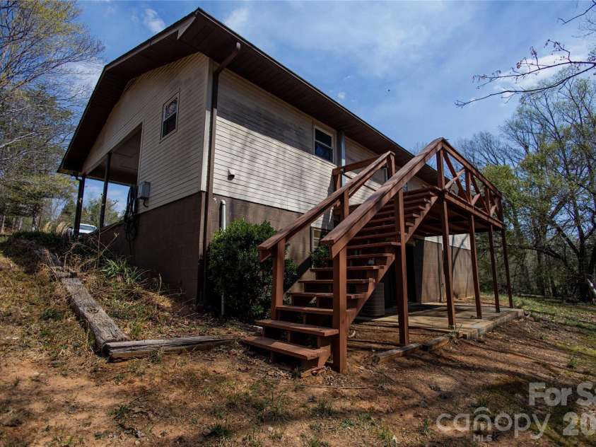 5172 US 70 Highway, Nebo, NC 28761.  MLS# CAR4366535, YatesRealty ID 11453. 