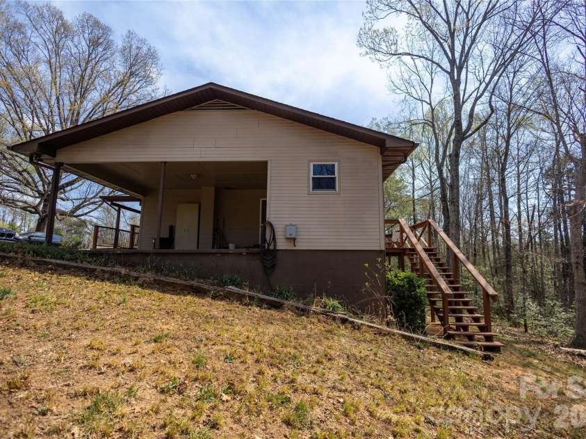 5172 US 70 Highway, Nebo, NC 28761.  MLS# CAR4366535, YatesRealty ID 11453. 
