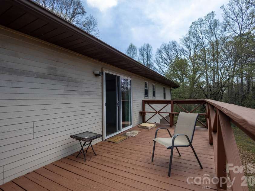 5172 US 70 Highway, Nebo, NC 28761.  MLS# CAR4366535, YatesRealty ID 11453. 