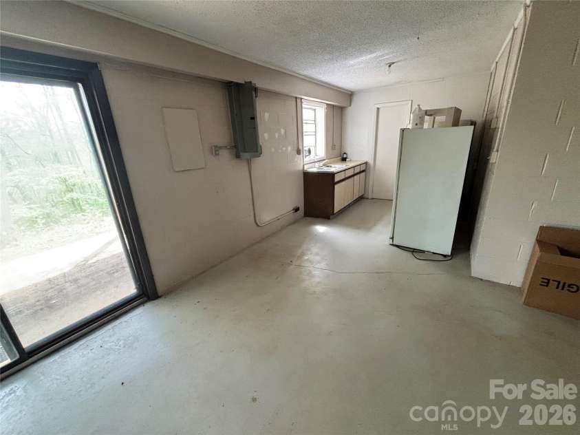 5172 US 70 Highway, Nebo, NC 28761.  MLS# CAR4366535, YatesRealty ID 11453. Basement 