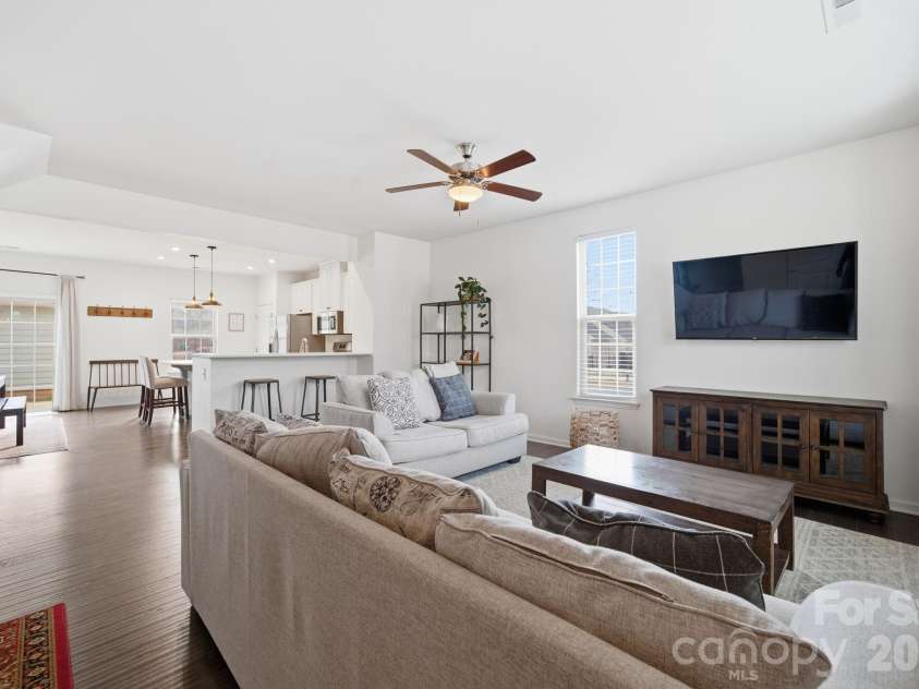 4135 Audubon Park Drive, Charlotte, NC 28217.  MLS# CAR4345129, YatesRealty ID 11455. 