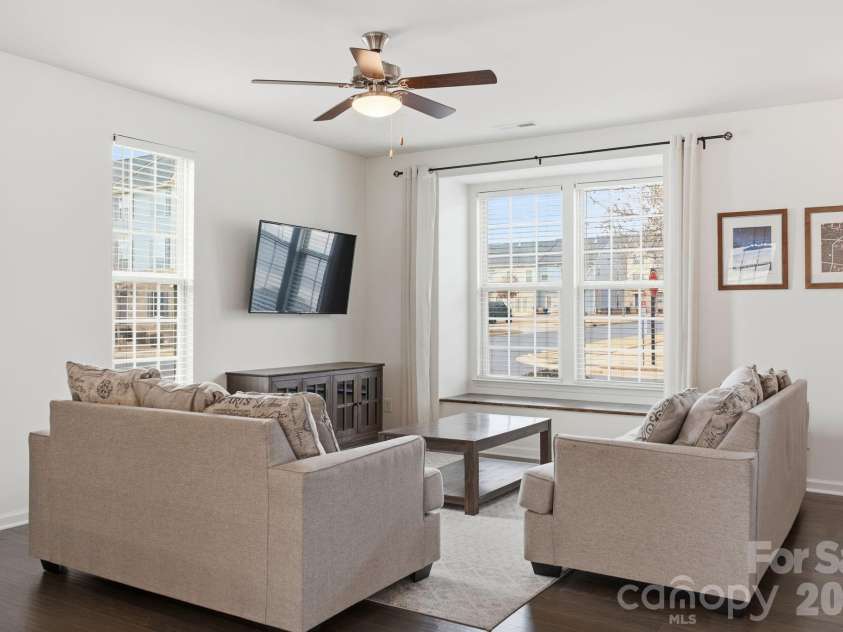 4135 Audubon Park Drive, Charlotte, NC 28217.  MLS# CAR4345129, YatesRealty ID 11455. 