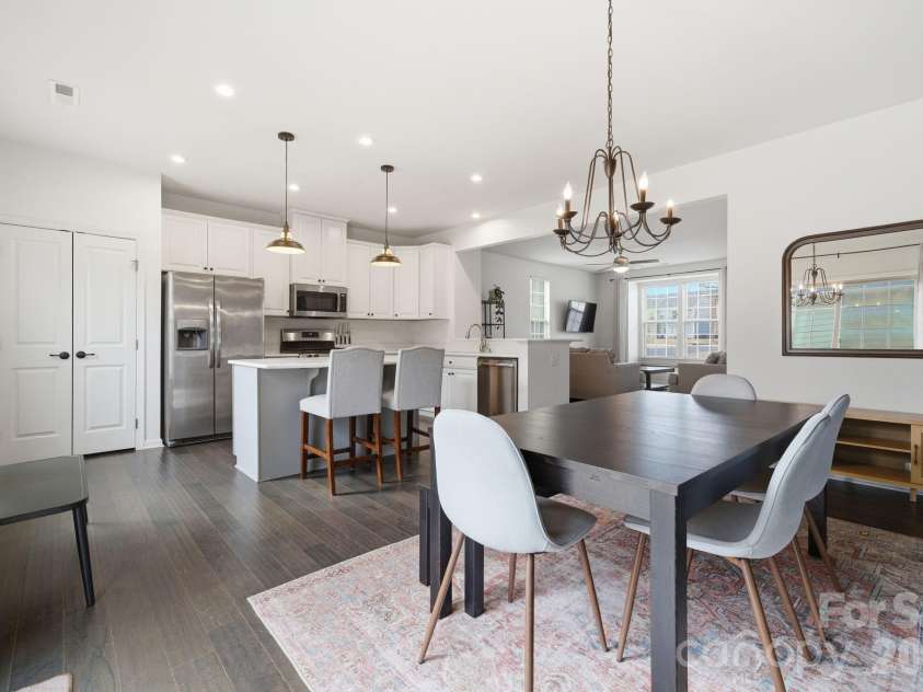 4135 Audubon Park Drive, Charlotte, NC 28217.  MLS# CAR4345129, YatesRealty ID 11455. 