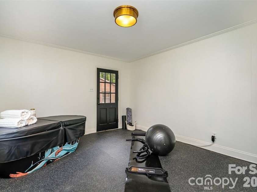 3524 Donovan Place, Charlotte, NC 28215.  MLS# CAR4333901, YatesRealty ID 11456. Lower level bedroom/ office/ workout room