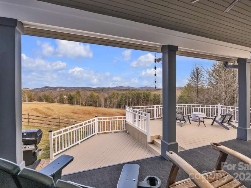 559 Brownstone Lane, Crumpler, NC 28617.  MLS# CAR4241383, YatesRealty ID 11456. 