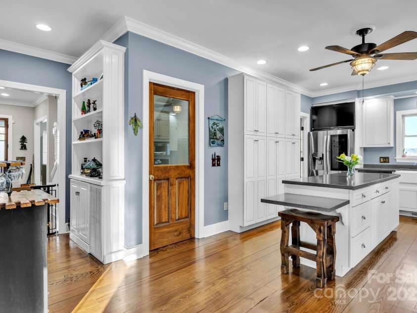 559 Brownstone Lane, Crumpler, NC 28617.  MLS# CAR4241383, YatesRealty ID 11456. 