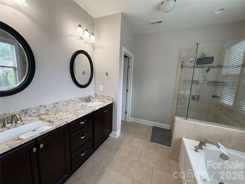 6013 Hyde Park Drive, Indian Trail, NC 28079.  MLS# CAR4388064, YatesRealty ID 11457. 