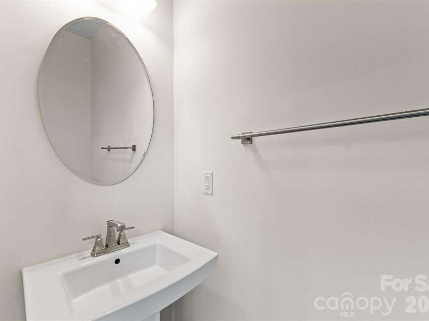 3645 Tryon Street, Charlotte, NC 28217.  MLS# CAR4231696, YatesRealty ID 11458. 