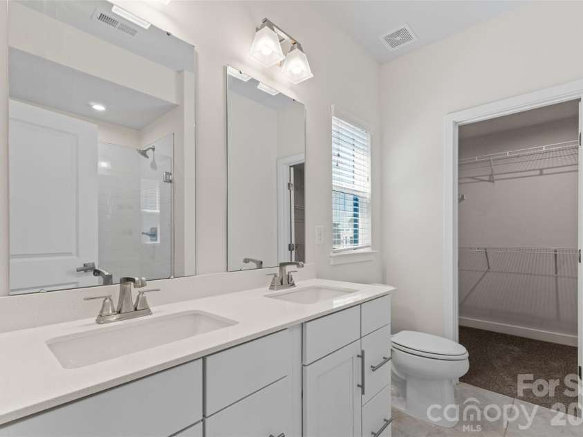 3645 Tryon Street, Charlotte, NC 28217.  MLS# CAR4231696, YatesRealty ID 11458. 