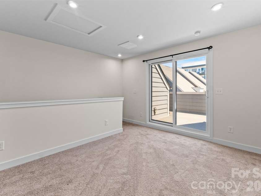 3645 Tryon Street, Charlotte, NC 28217.  MLS# CAR4231696, YatesRealty ID 11458. 