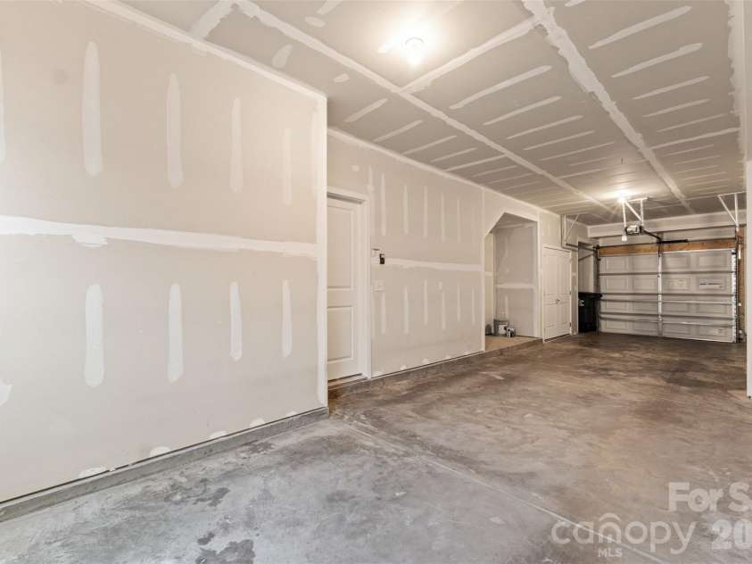 3645 Tryon Street, Charlotte, NC 28217.  MLS# CAR4231696, YatesRealty ID 11458. 