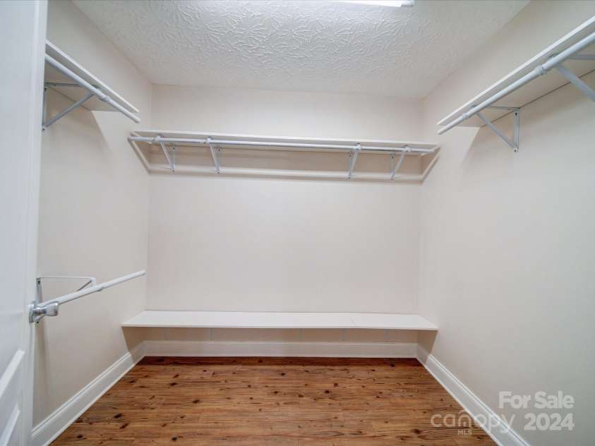 168 Marlow Woods Lane, Statesville, NC 28625.  MLS# CAR4156377, YatesRealty ID 1146. Primary Closet