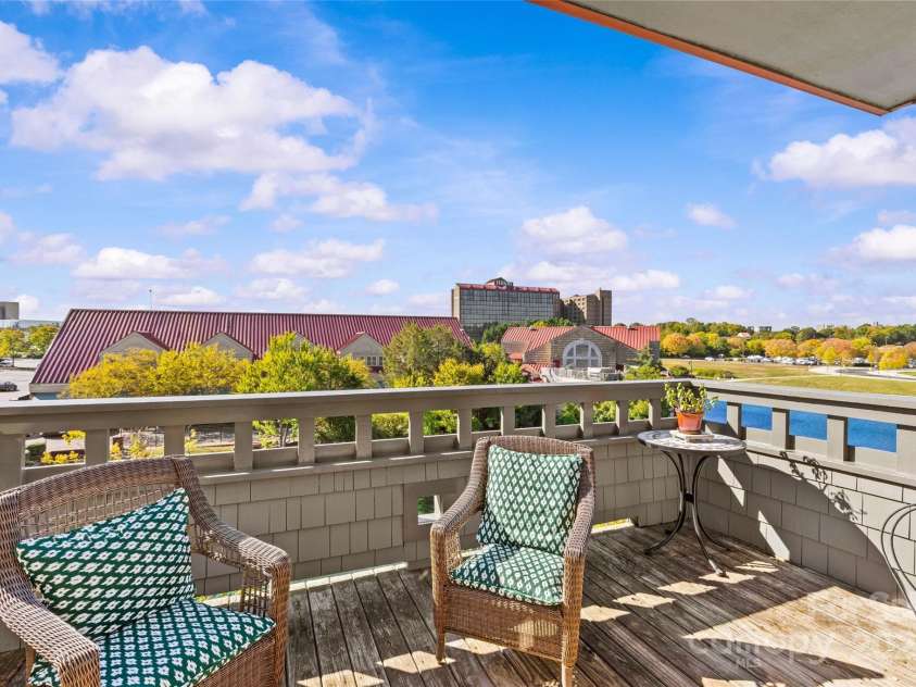 9029 J M Keynes Drive, Charlotte, NC 28262.  MLS# CAR4314390, YatesRealty ID 1146. 