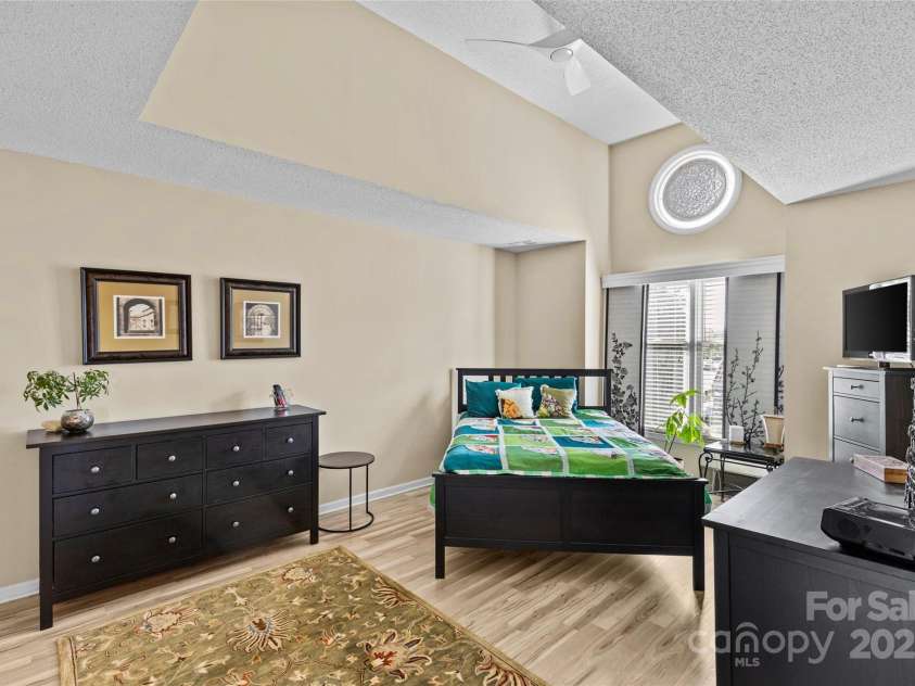 9029 J M Keynes Drive, Charlotte, NC 28262.  MLS# CAR4314390, YatesRealty ID 1146. 