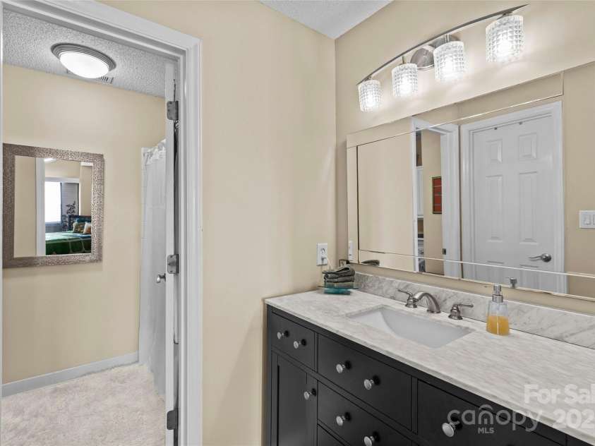 9029 J M Keynes Drive, Charlotte, NC 28262.  MLS# CAR4314390, YatesRealty ID 1146. 