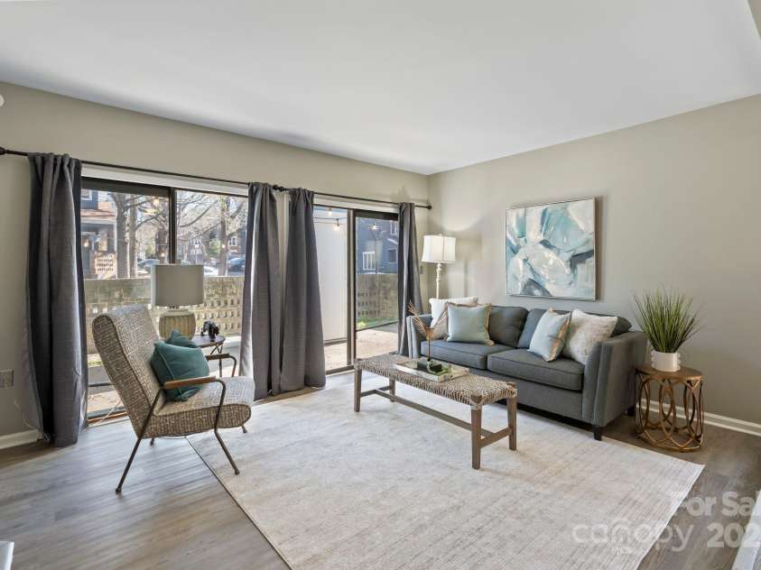 419 8th Street, Charlotte, NC 28202.  MLS# CAR4235854, YatesRealty ID 11460. 
