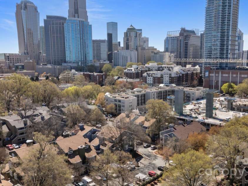419 8th Street, Charlotte, NC 28202.  MLS# CAR4235854, YatesRealty ID 11460. 