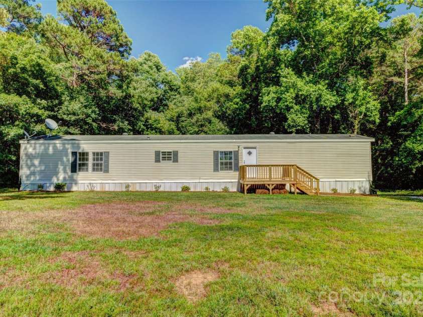 126 Racine Drive, Cherryville, NC 28021.  MLS# CAR4251790, YatesRealty ID 11461. 