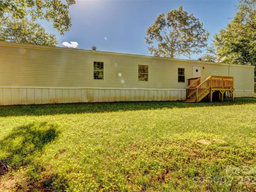 126 Racine Drive, Cherryville, NC 28021.  MLS# CAR4251790, YatesRealty ID 11461. 