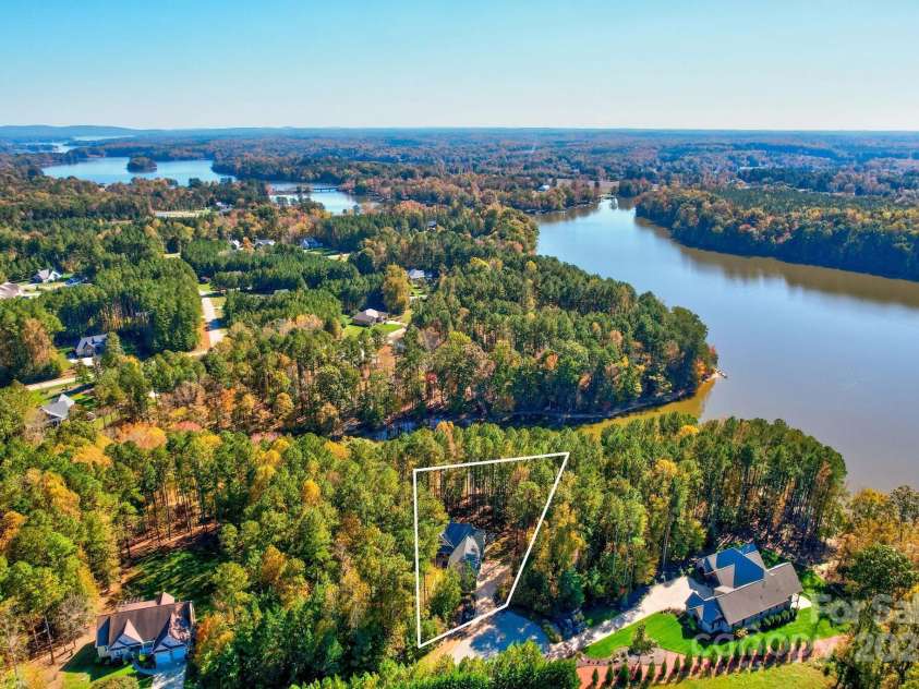 1547 Sunset Pointe Drive, Salisbury, NC 28146.  MLS# CAR4227332, YatesRealty ID 11463. 