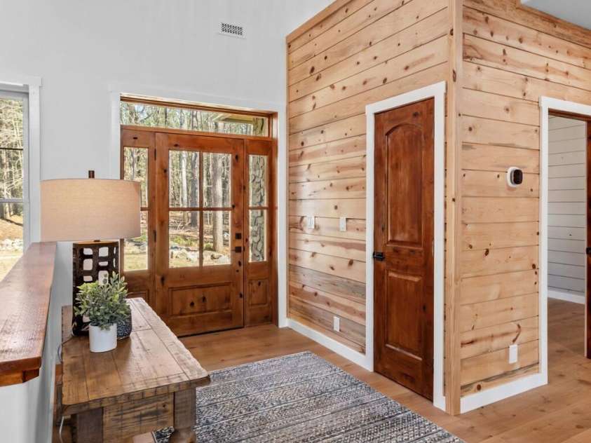 1547 Sunset Pointe Drive, Salisbury, NC 28146.  MLS# CAR4227332, YatesRealty ID 11463. 